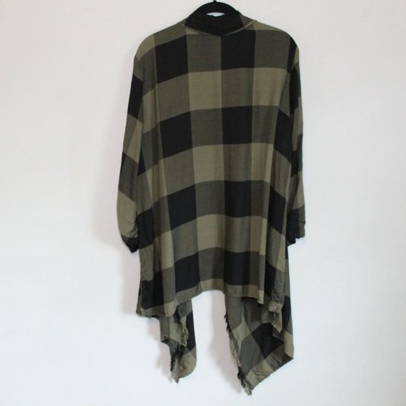 Maurices Plaid Open Front Cardigan Green Black Raw Edge Plus Size 1 1X H11656 - Picture 7 of 8